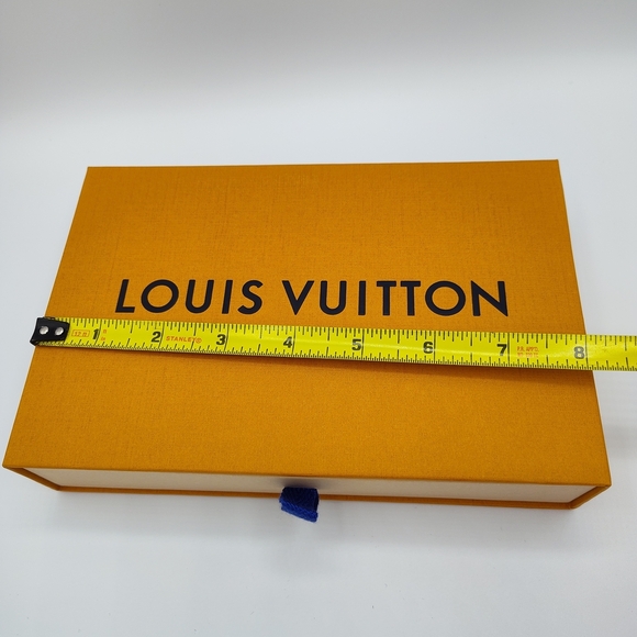 Louis Vuitton Gift Box Ribbon Cards Envelope Authentic LV Packaging Set Bundle - Picture 7 of 8